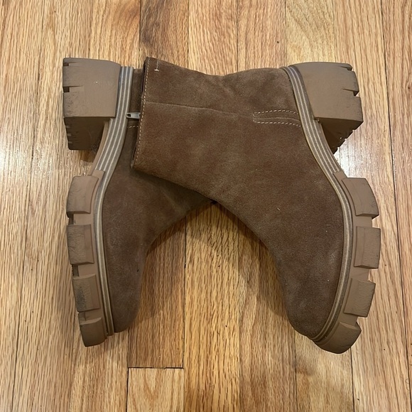 Chunky suede bootie - Picture 4 of 8